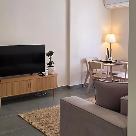 Troy's Seaview Apartamento Vlorë
